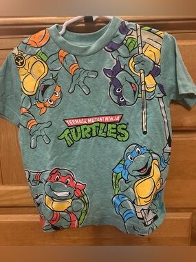 Nickelodeon Boy's Teenage Mutant Ninja Turtles Green Tee Shirt Size 4T EUC